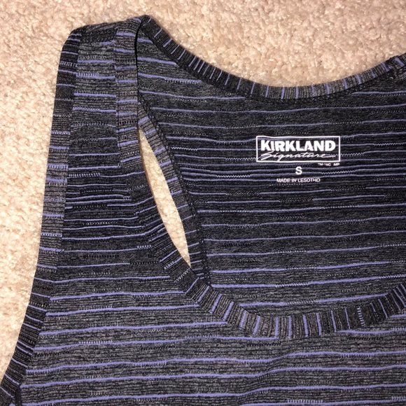 Workout tank - Picture 2 of 3